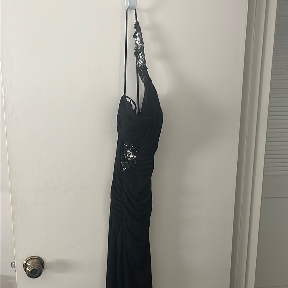 Adrianna Papell Black Sequin One Shoulder Cocktail Gown never worn